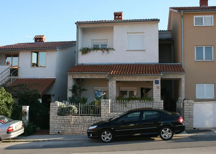 Apartments With Wifi Pula - 6987